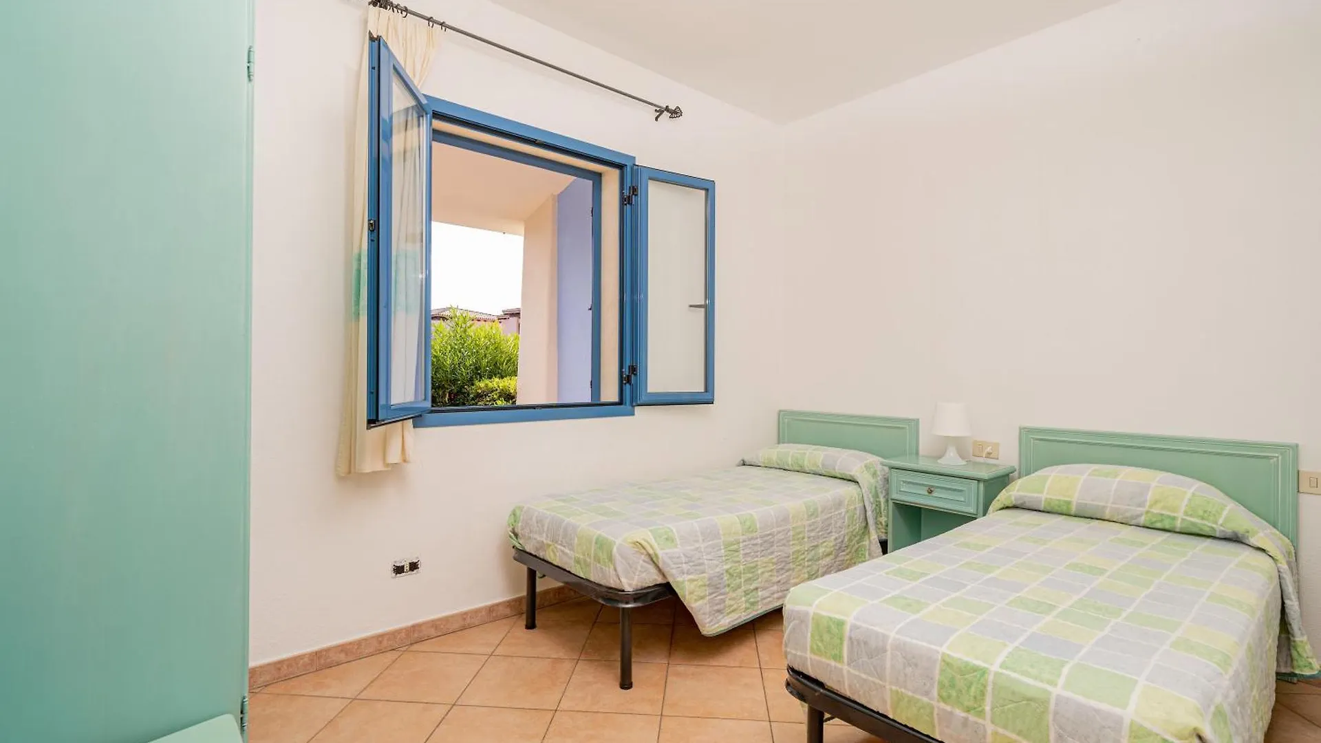 Isa-Residence With Swimming-Pool In Cala Girgolu, Apartments With Private Outdoor Area Monte Petrosu 0*,  Olaszország