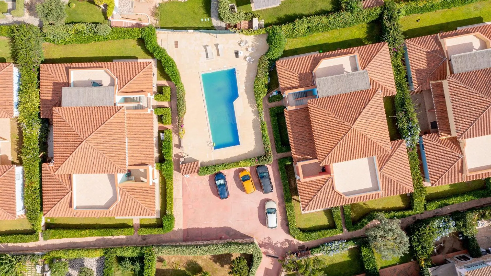 Apartmanhotel Isa-Residence With Swimming-Pool In Cala Girgolu, Apartments With Private Outdoor Area Monte Petrosu